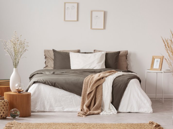 Cozy bedroom with Pergo laminate flooring